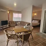 Appart hôtel Selenya 3*