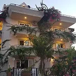 Selenya Appart hôtel 3*