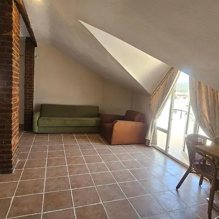 Aparthotel Selenya