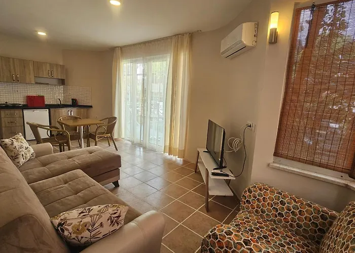 Selenya Aparthotel