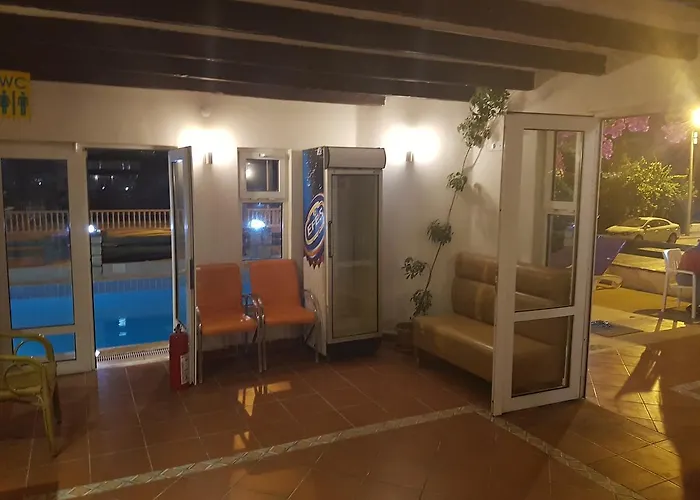 Aparthotel Selenya