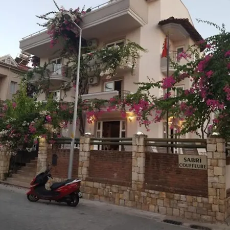 Hotel de apartamente Selenya